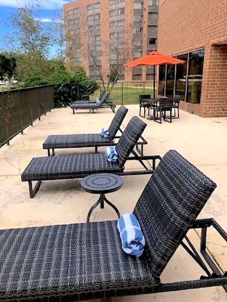 Doubletree By Hilton Lisle Naperville Eksteriør billede