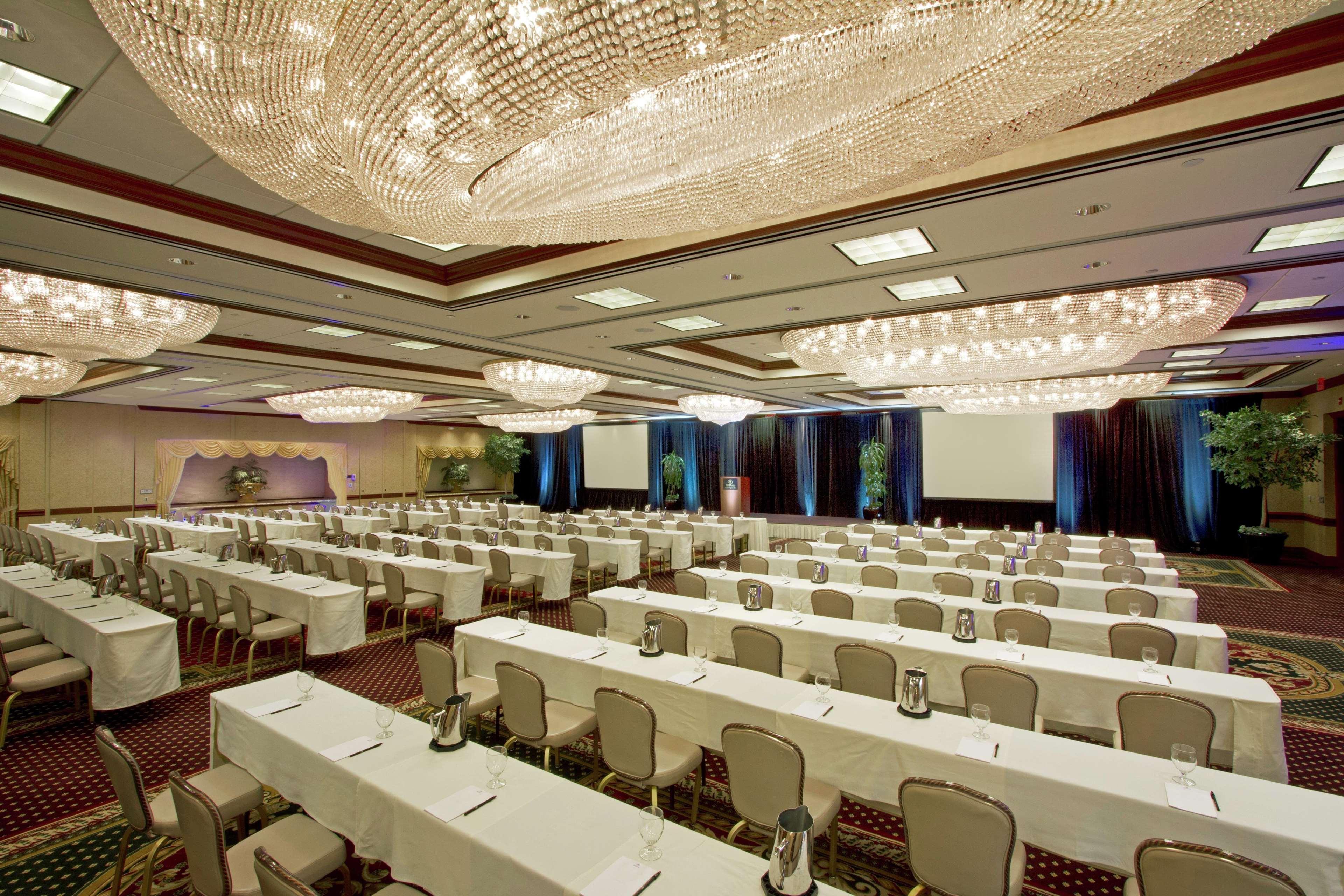 Doubletree By Hilton Lisle Naperville Eksteriør billede